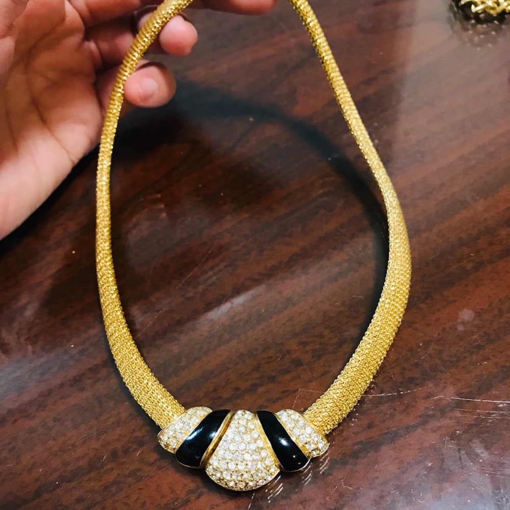 authentic Christian Dior choker necklace!